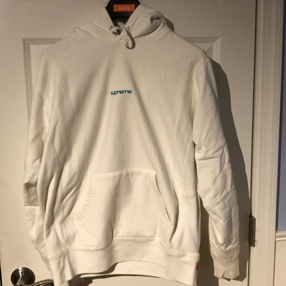 Supreme hoodie